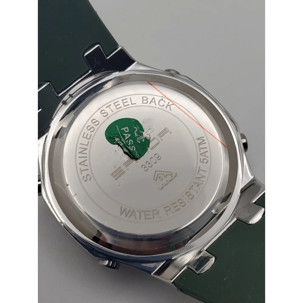 Mens Digital Watch - Picture 12 of 12